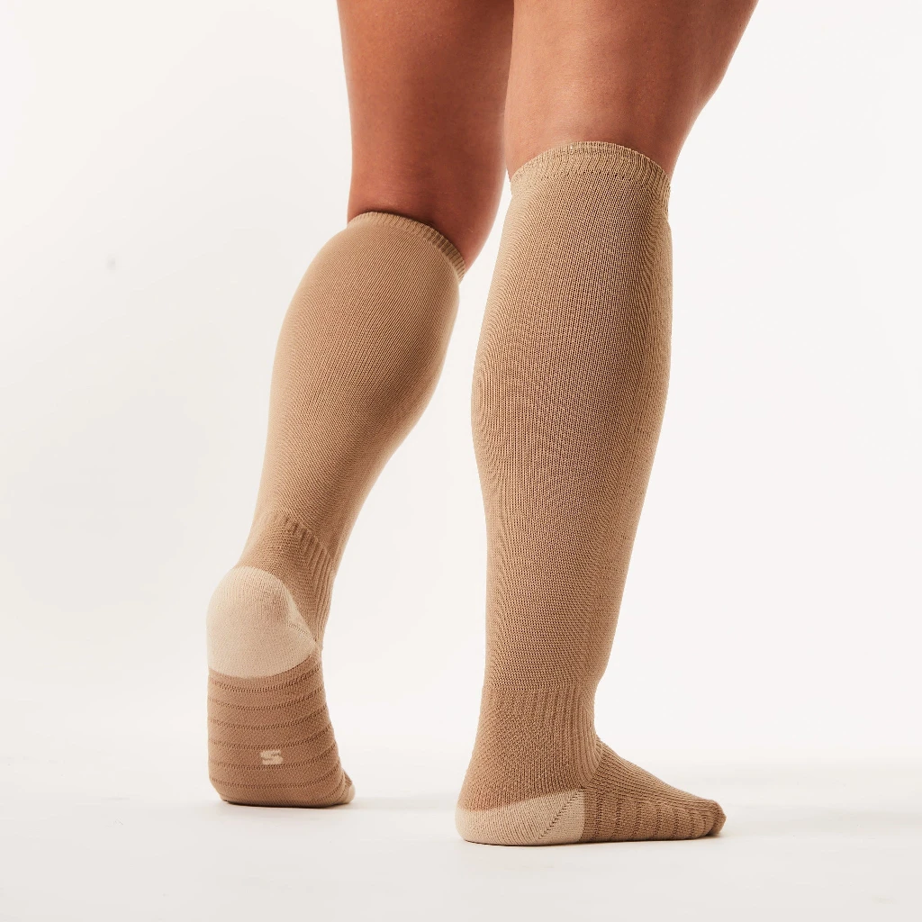 Defy Deadlift Socks - Image 2