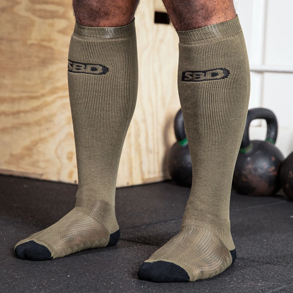 Featured image for “Endure Green Deadlift Socks”