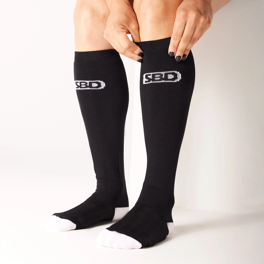 Momentum Deadlift Socks - Image 2