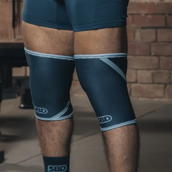 Reflect Powerlifting Knee Sleeves - Image 2