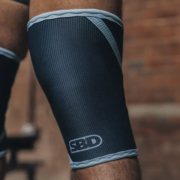 Reflect Powerlifting Knee Sleeves - Image 4
